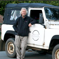  Julian Richards, presenter